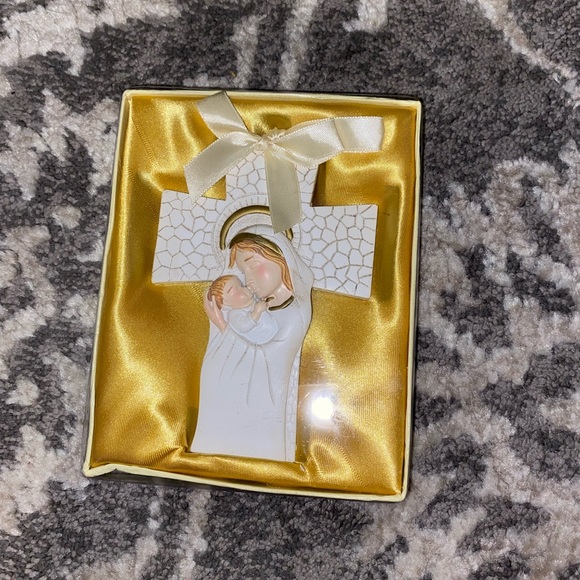 Cross - Picture 2 of 4